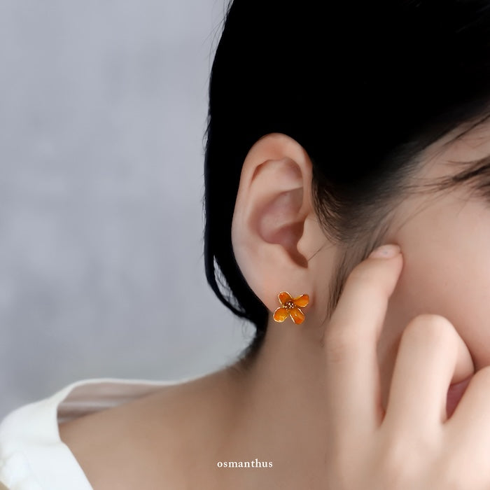 mmj-012 ピアス レディース 花 金木犀 椿 フラワー かわいい 華やか 個性的 スタッドピアス 20代 30代 40代 片耳用