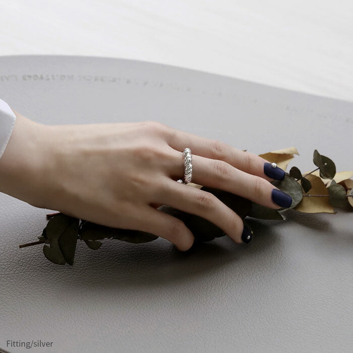 ring-59 リング 指輪 レディース アクセサリー シルバー ゴールド シンプル スパイラル ツイスト ねじれ 太め 18k 18金 8号 10号 12号 重ね付け 重ねづけ ファッションリング ゴールドリング シルバーリング カジュアル ロジウムコーティング 凛