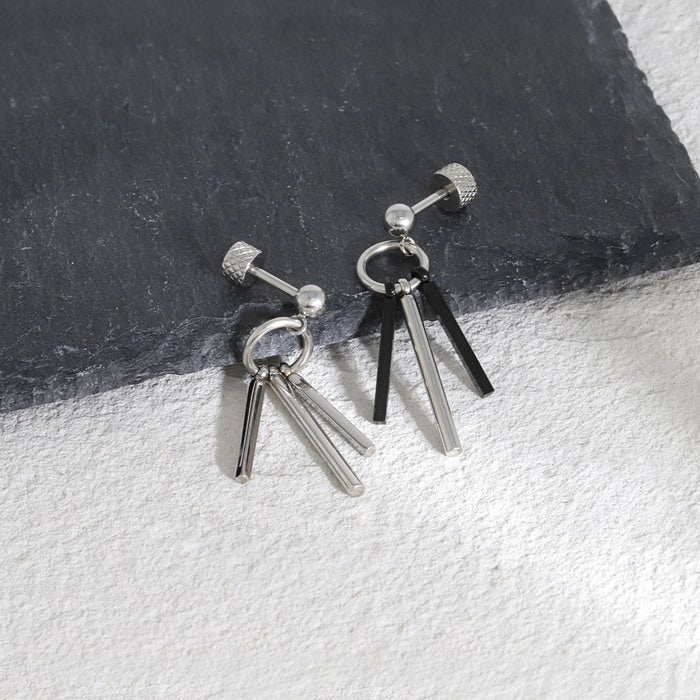 j1181-152 軟骨ピアス 16G ボディピアス スタイリッシュ ロング スティック バー 3連 シェイプ 揺れる ストレートバーベル ピアス サージカルステンレス 片耳用