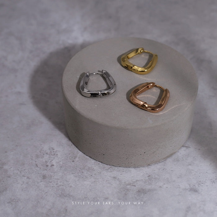 t9972-015 軟骨ピアス 18G ボディピアス フープ リングピアス ツイスト 大人 かわいい 上品 オールサージカルステンレス製 フープピアス ピアス 片耳用