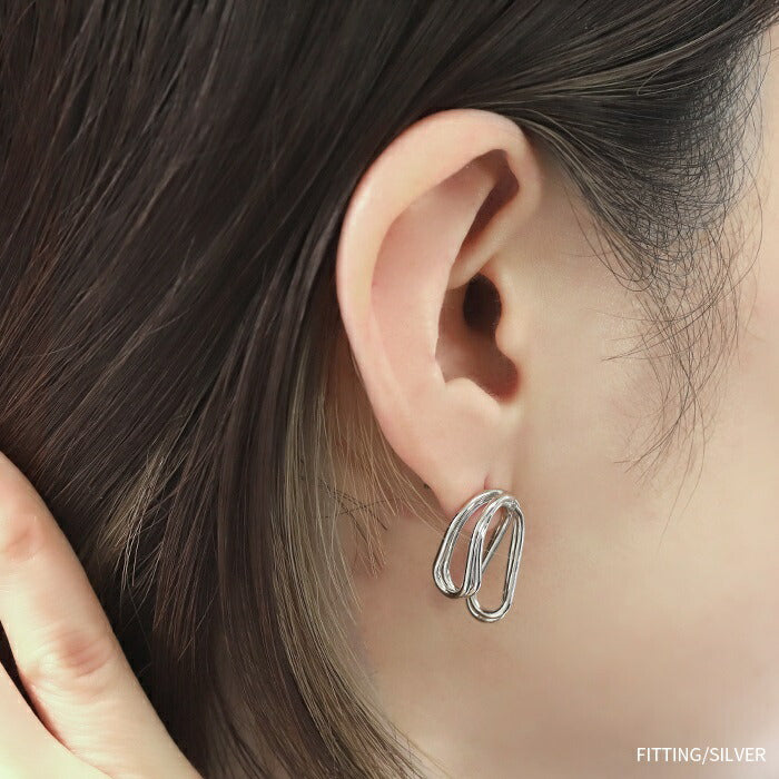 【廃盤】 fp-054 ピアス 18k 18金 金属アレルギー ニッケルフリー 18kコーティング セカンドピアス レディース チタンポスト つっけぱなし ポストピアス シンプル シルバー ゴールド 変形 曲線 歪み ロジウムコーティング 大人 上品 かわいい きれいめ 耳たぶ 【両耳用・2個売り】