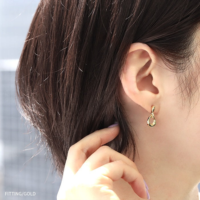 fp-071 ピアス 18k 18金 金属アレルギー チタンポスト 楕円 ポストピアス ニッケルフリー 18kコーティング レディース セカンドピアス リング 揺れる 変形 シンプル シルバー ゴールド 大人 上品 かわいい きれいめ 耳たぶ 【両耳用・2個売り】