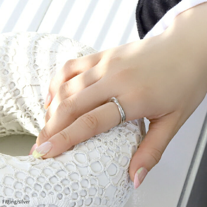 ring-17 リング 指輪 レディース シルバー ゴールド 金属アレルギー シンプル 18k 18金 k18 ニッケルフリー 9号 11号 13号 15号 ファッションリング ゴールドリング シルバーリング 18Kコーティング ツイスト 大人 上品 かわいい 大人可愛い 凛